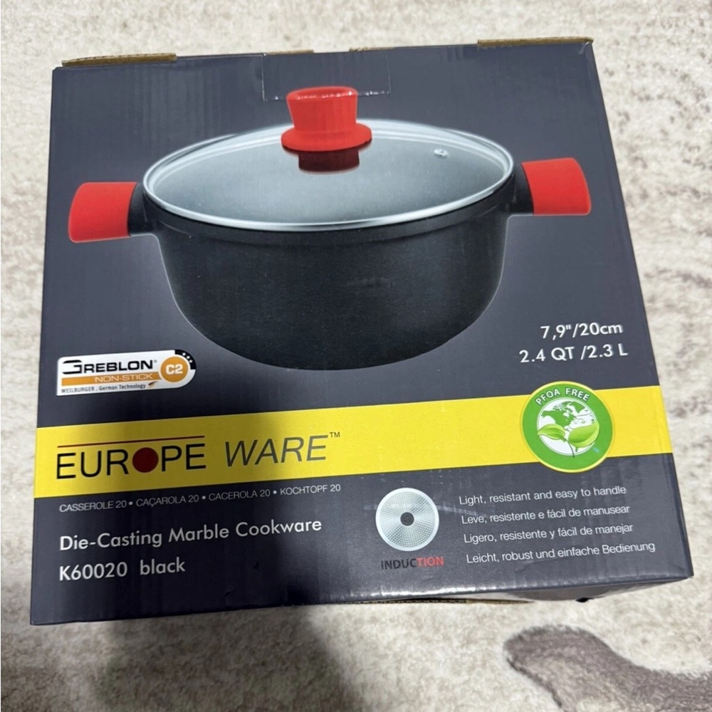 BNW EUROPEWEAR 2.4QT DIE CAST MARBLE PAN, BLACK WITH RED HANDLES